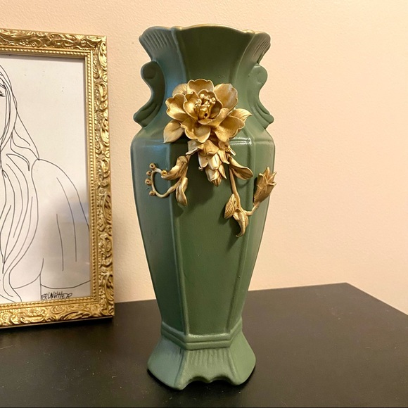 Vintage Other - Small Vintage Decor Vase